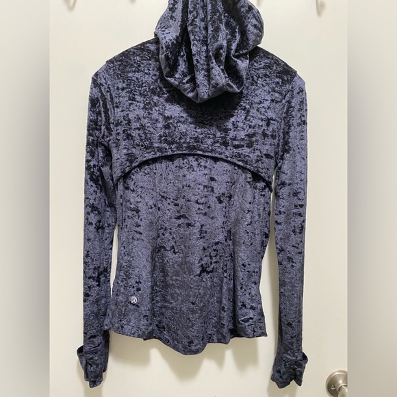 Lululemon crushed velvet set jacket size 6, jogger size 8 color : black - Picture 3 of 7
